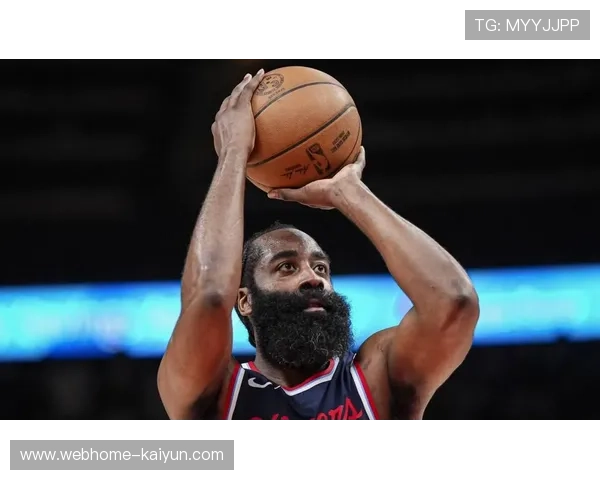 快船76人战收官现争议 哈登三分投篮被接触未获吹罚 快船76人战收官现争议 哈登三分投篮被接触未获吹罚